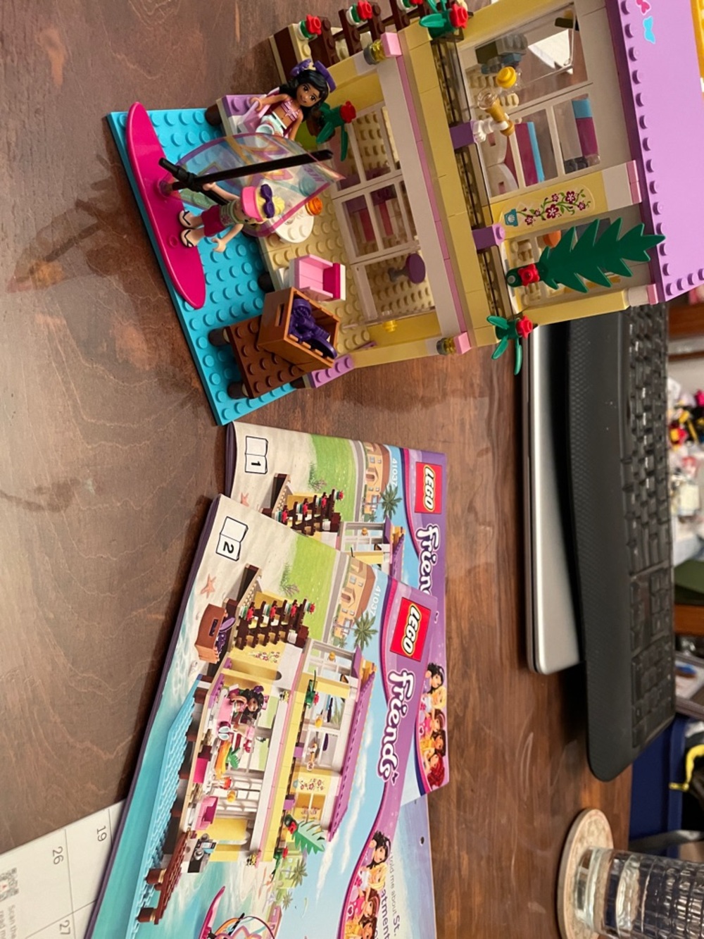 Lego Friends Beach House in Yellow, Pink, Purple and Teal #41037-1 year 2014